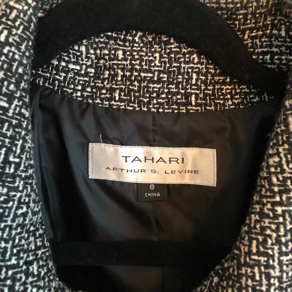 Tahari Double Breasted Belted Herringbone Blazer - Picture 5 of 7